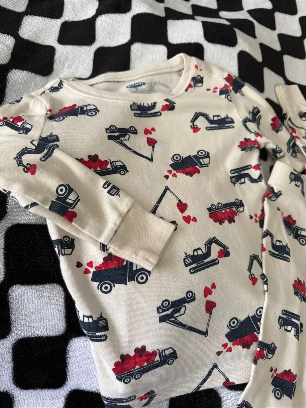 Kids Heart Construction Truck Pajama Set - Red & Navy